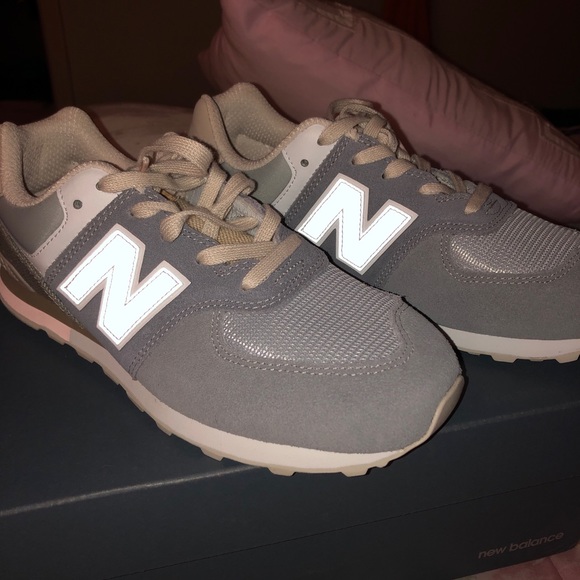 New Balance 574 - Picture 4 of 6